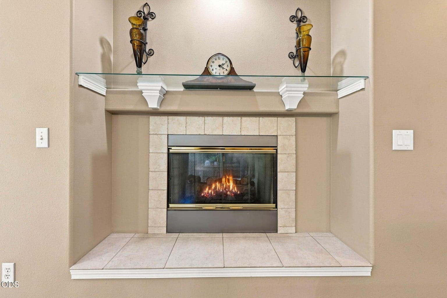 Kitchen Fireplace!