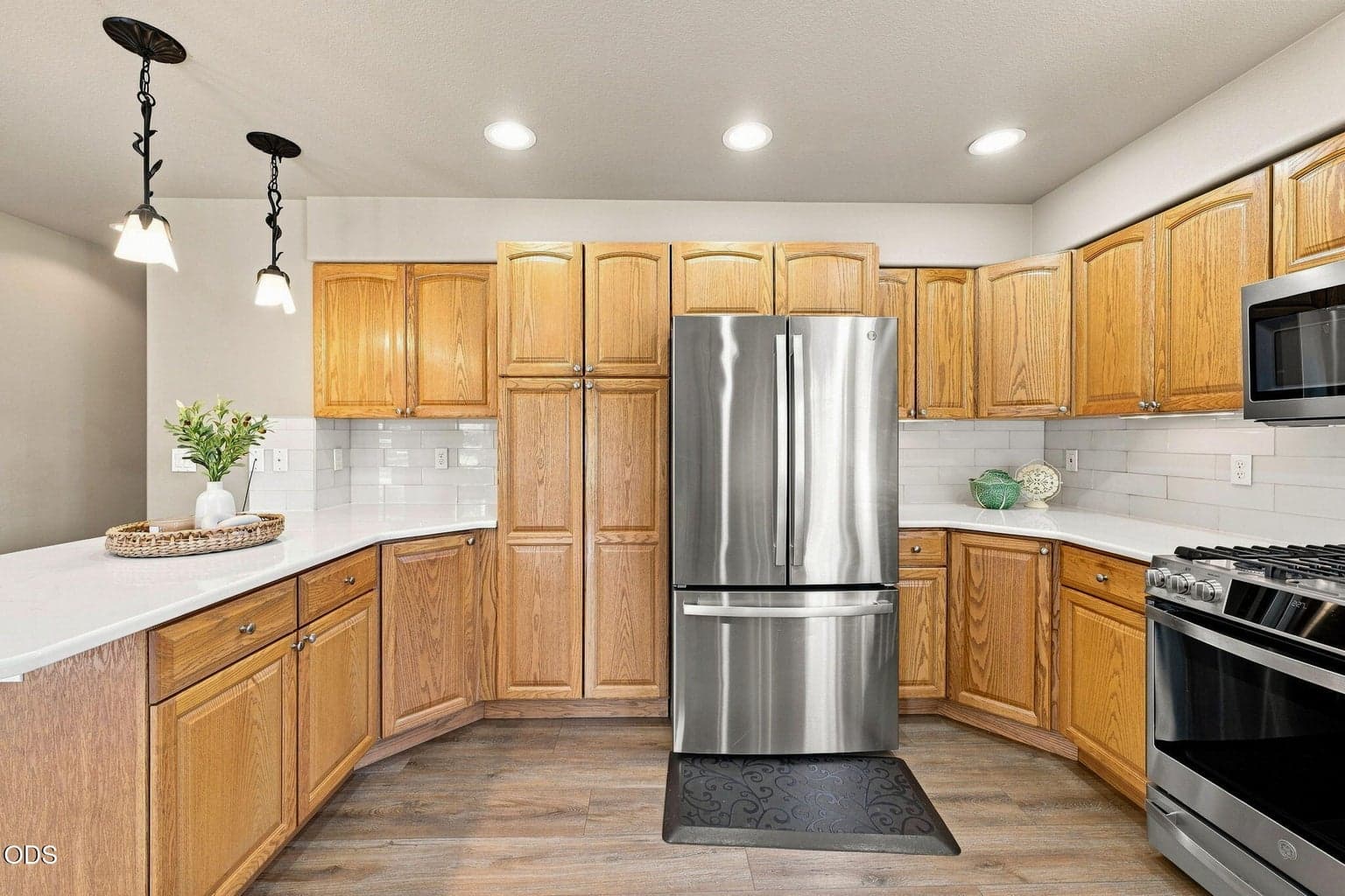 Photo of 3840 SW Summit Avenue 23 of 46