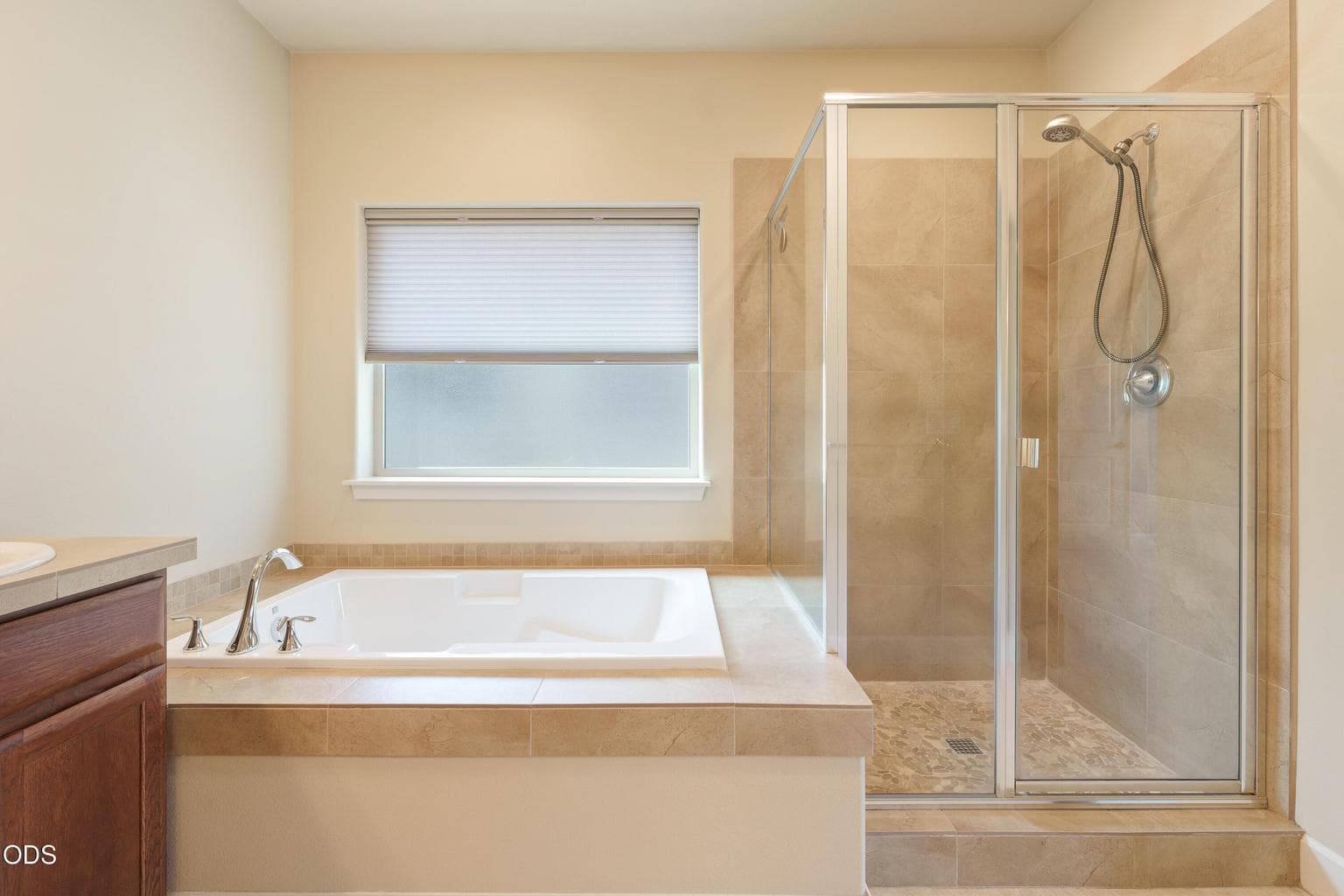 Photo of 2851 NE Hope Drive 13 of 49