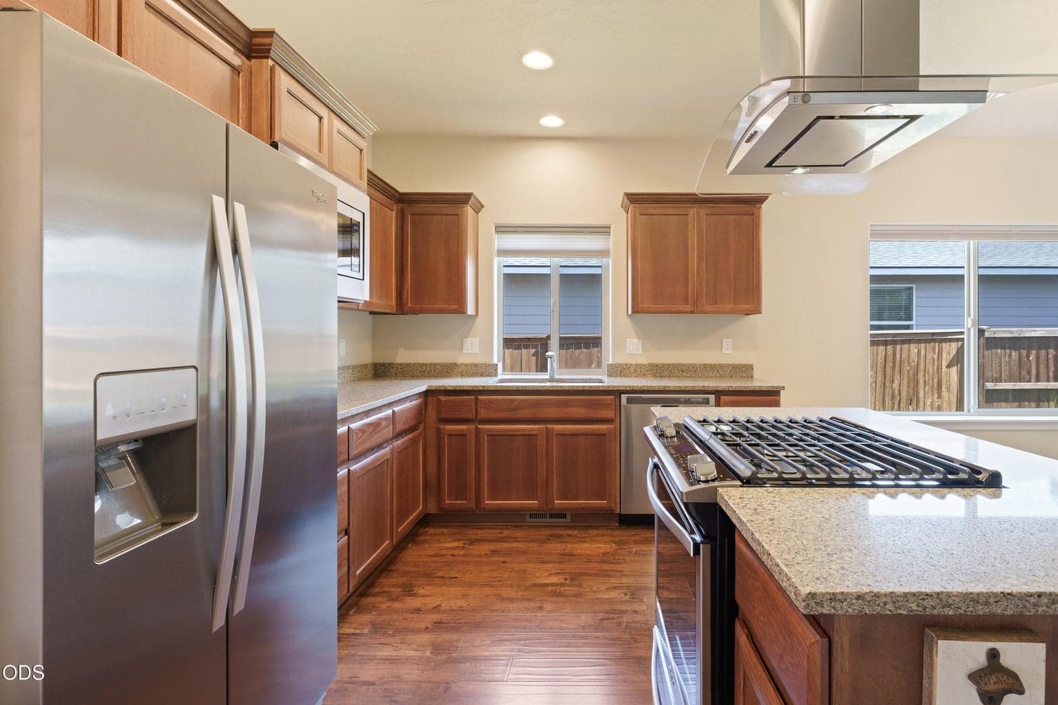 Photo of 2851 NE Hope Drive 19 of 49