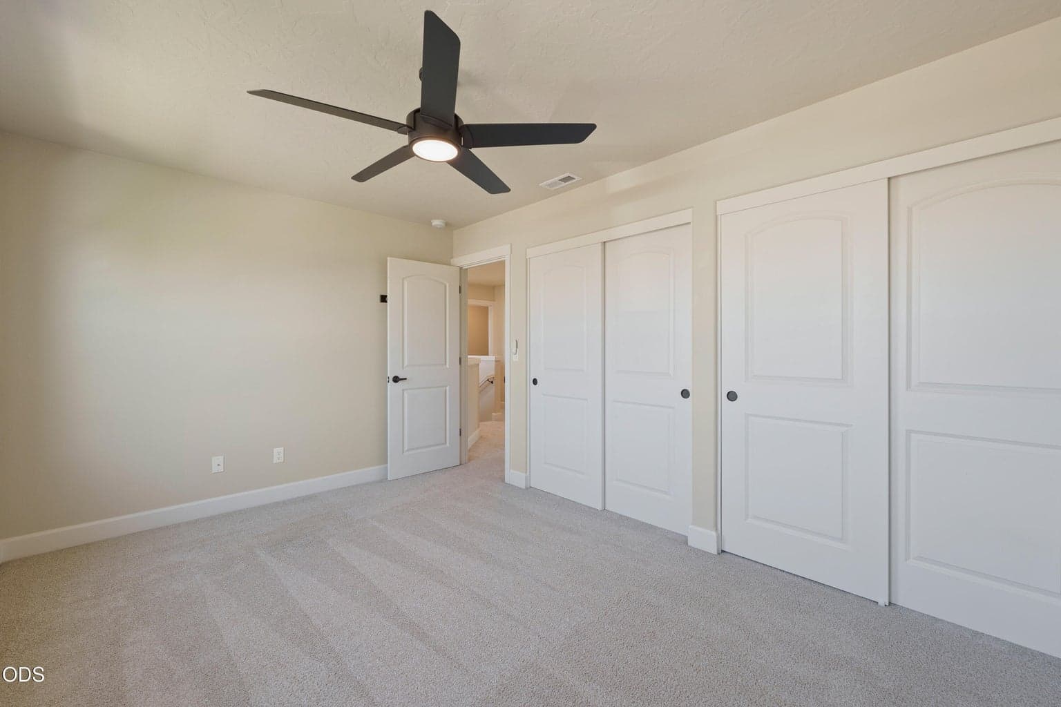 Photo of 2851 NE Hope Drive 35 of 49