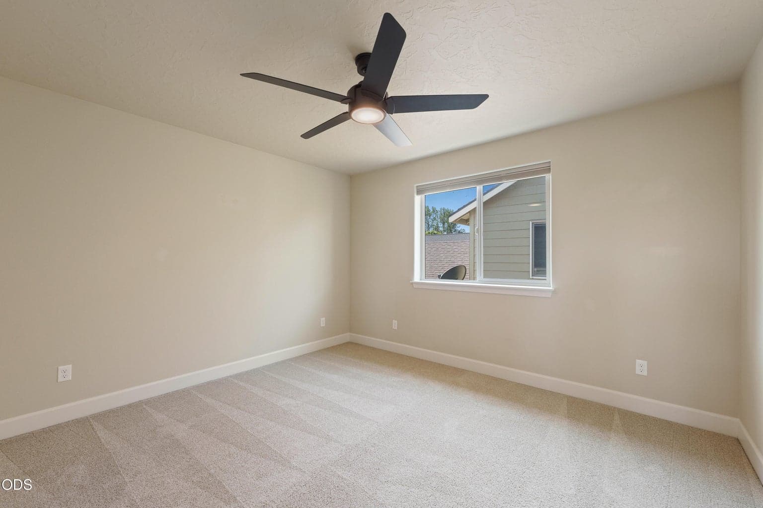 Photo of 2851 NE Hope Drive 36 of 49