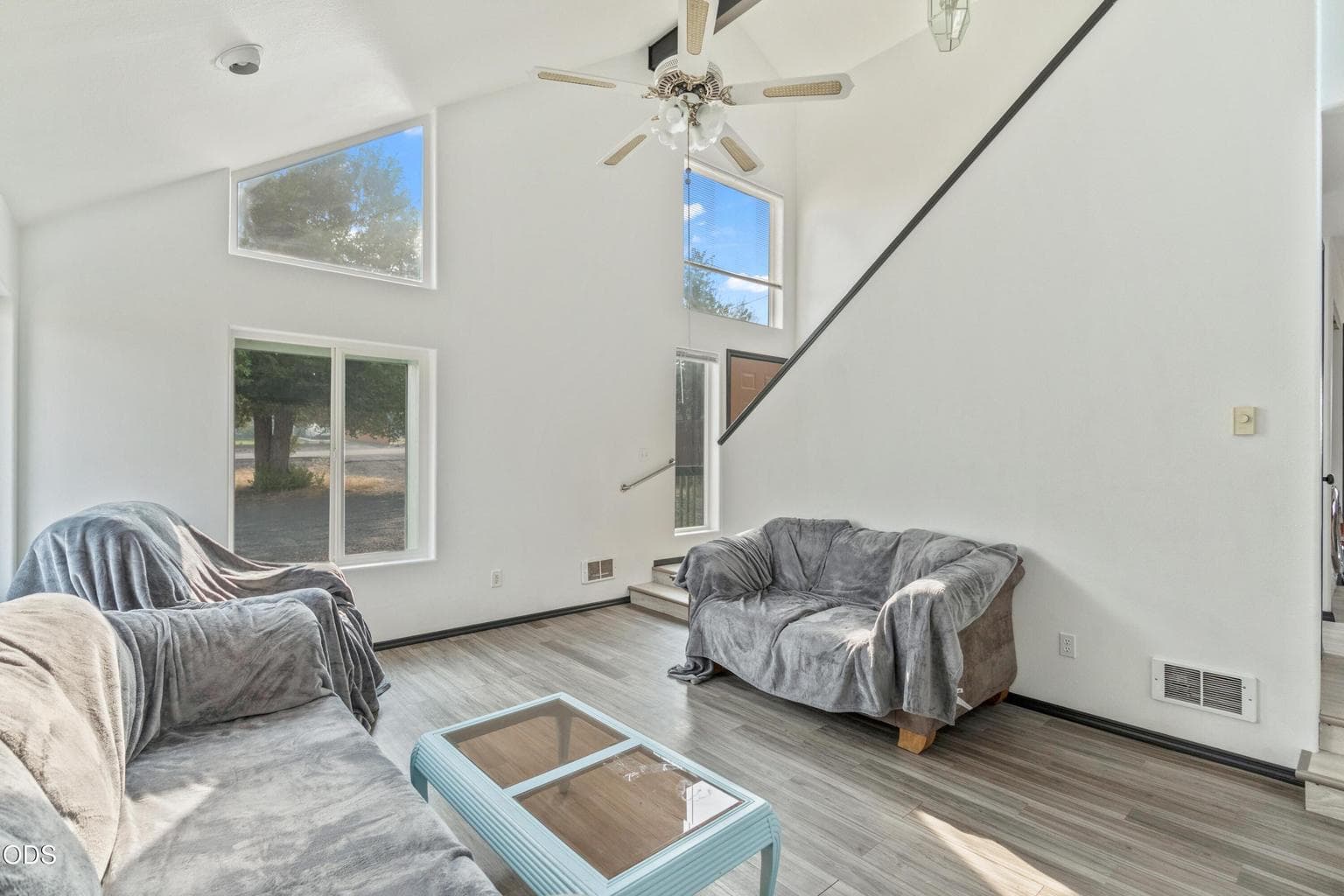 Photo of 1444 SW Marie Street 6 of 25