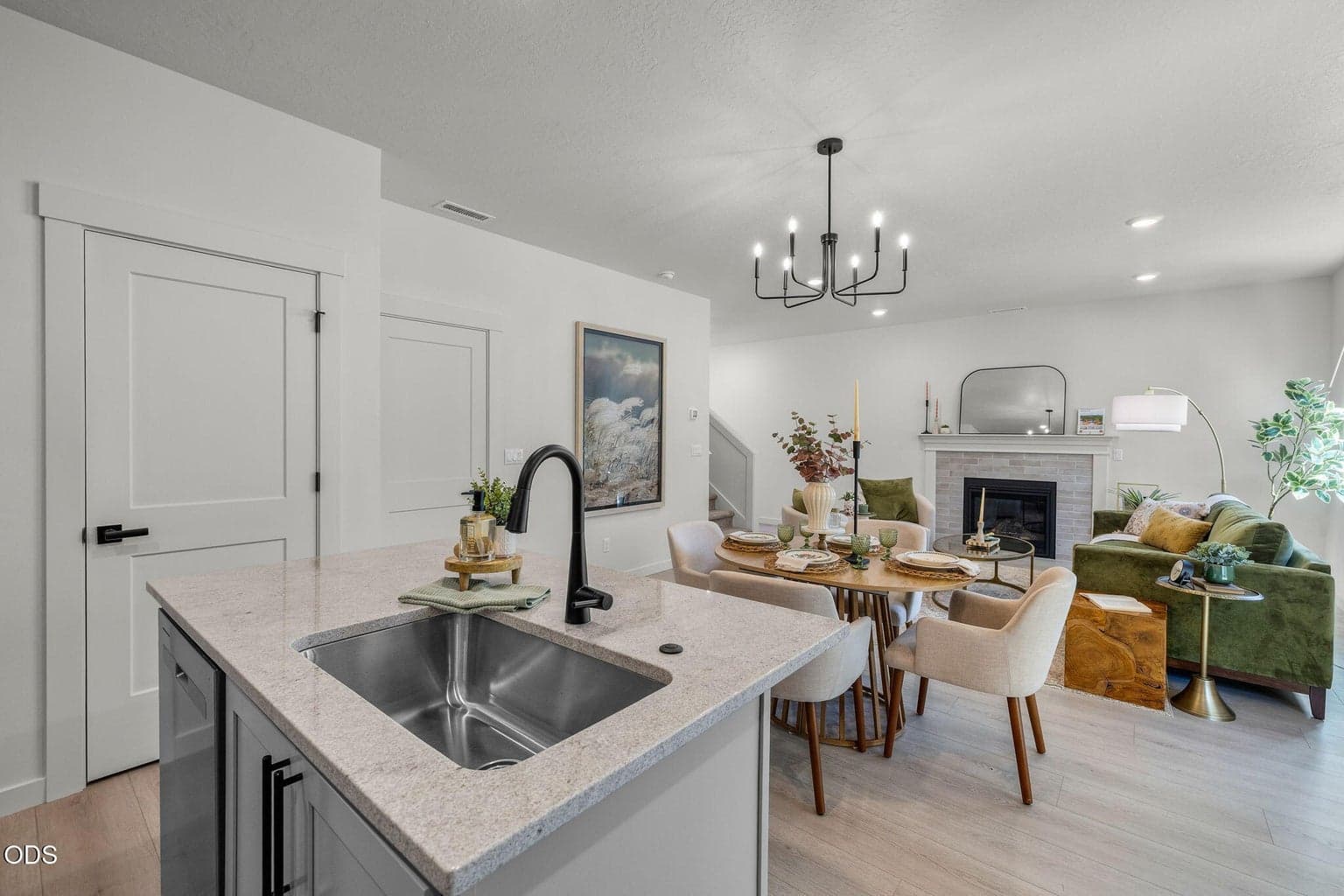 Photo of 16682 Neil Court 21 of 68