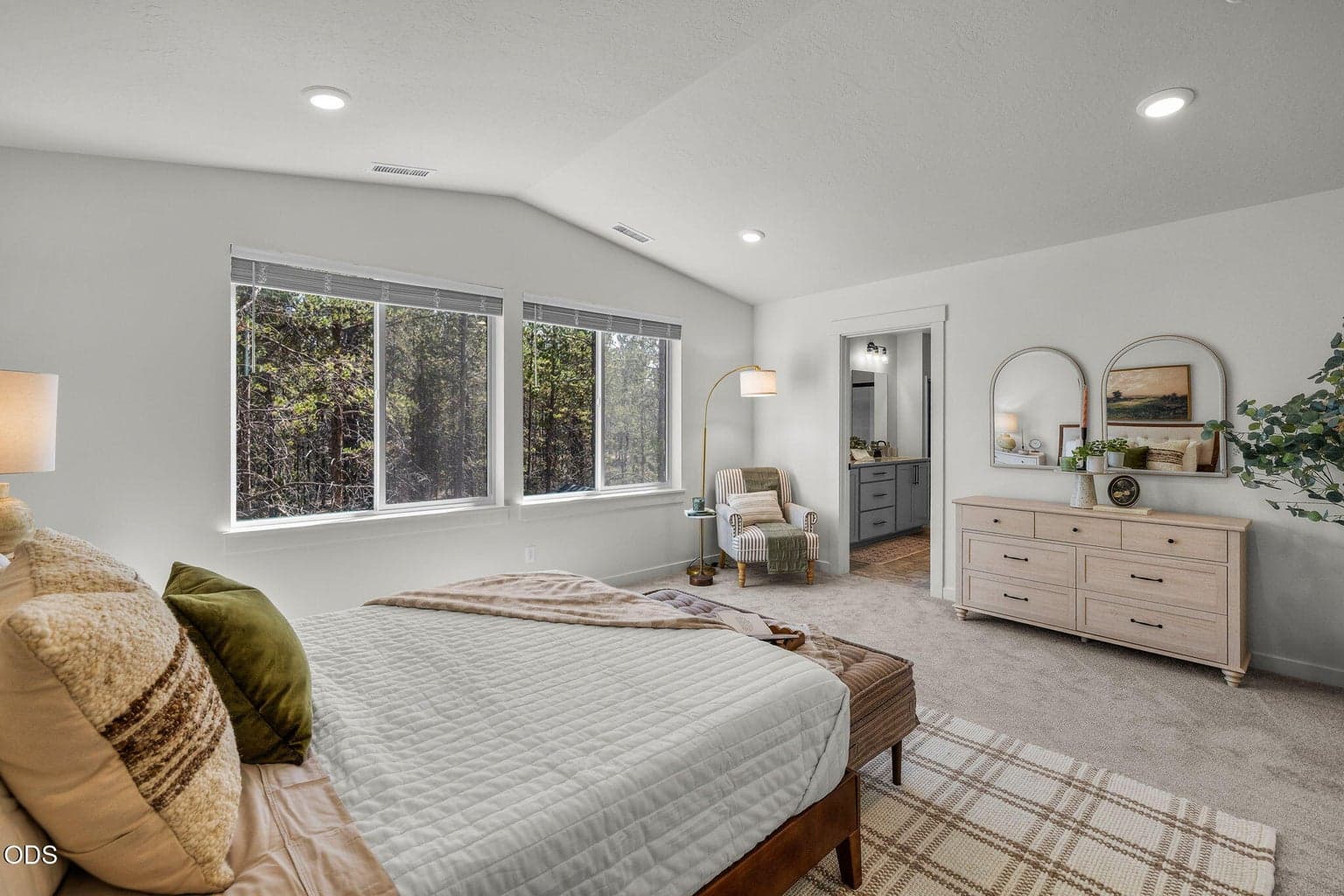 Photo of 16682 Neil Court 5 of 68