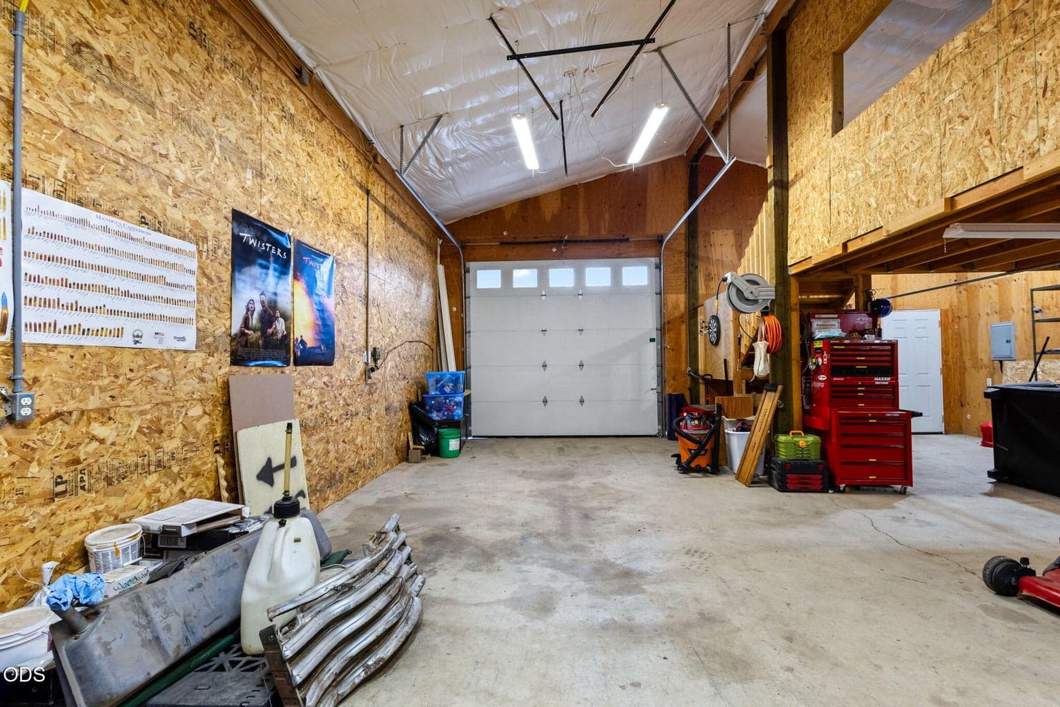 Photo of 3199 SE Maphet Road 33 of 45