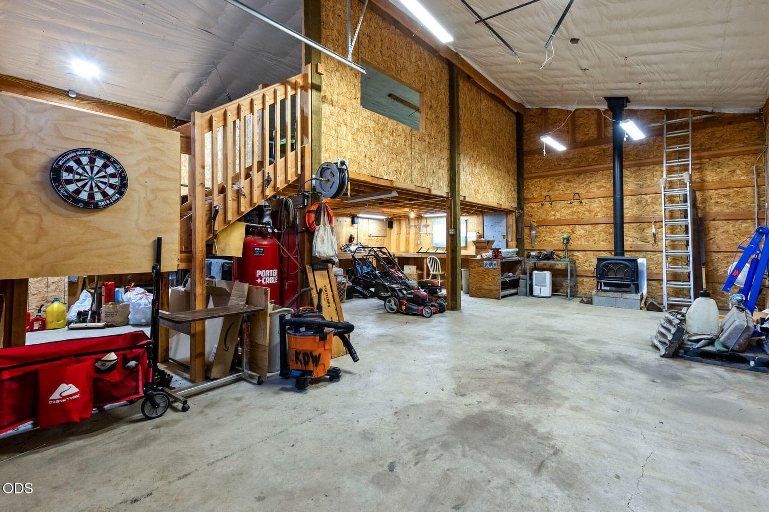 Photo of 3199 SE Maphet Road 34 of 45