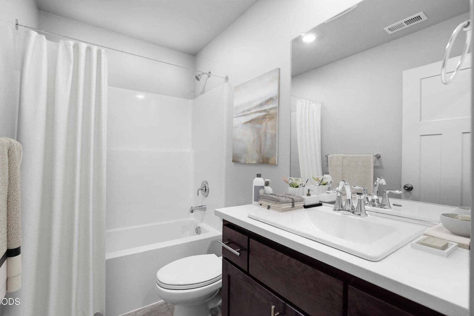 Photo of 63114 NE Henningsen Pl 11 of 19