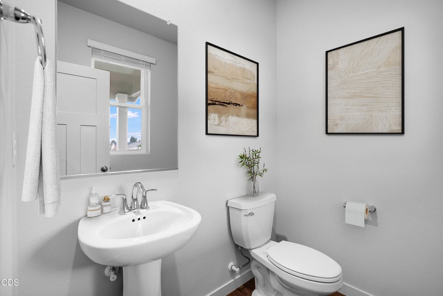 Photo of 63114 NE Henningsen Pl 16 of 19
