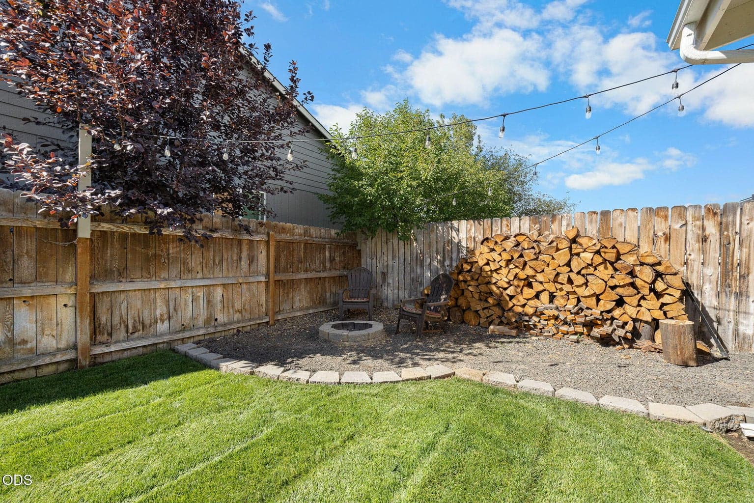 Photo of 752 NE Blackbear Street 30 of 37