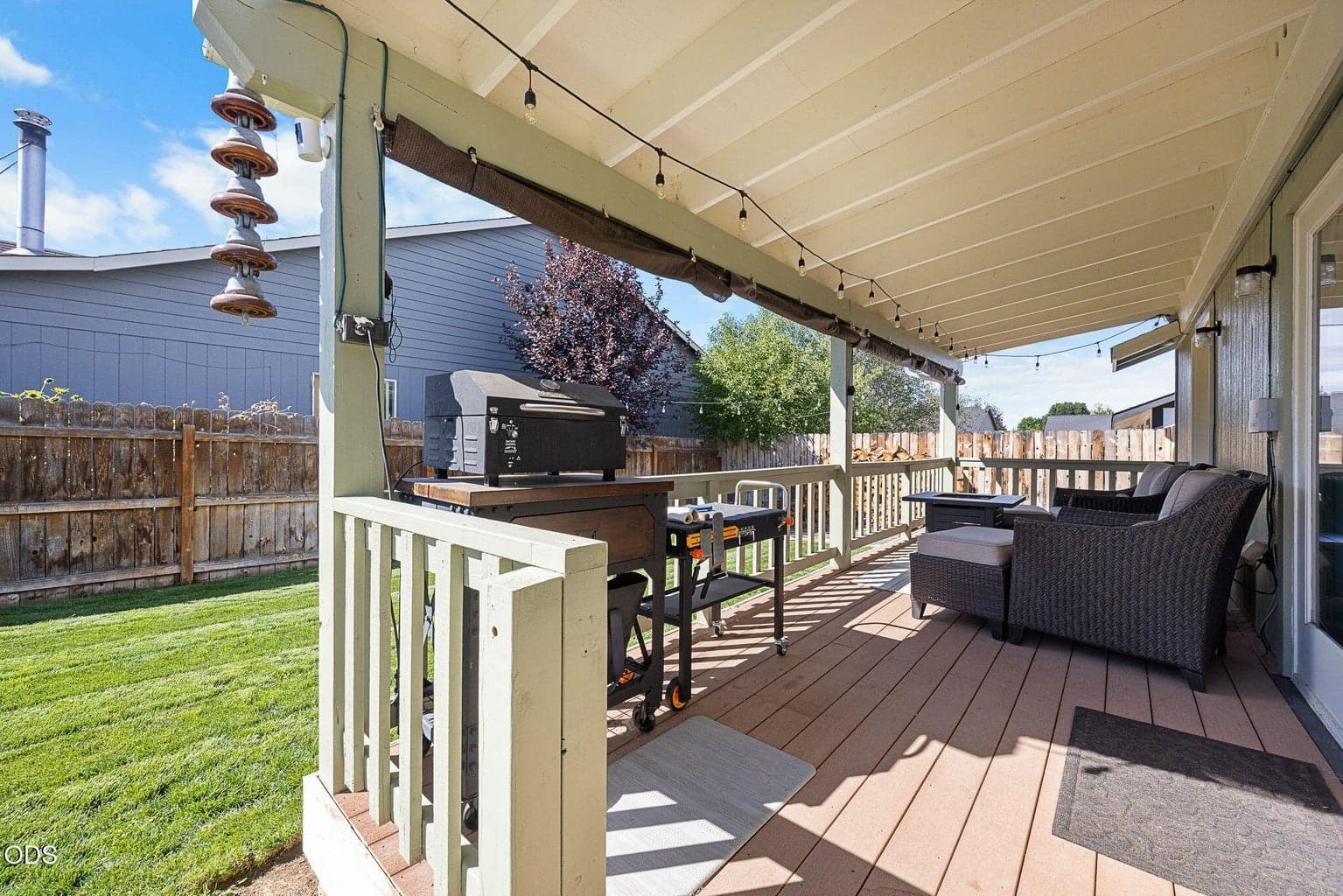Photo of 752 NE Blackbear Street 31 of 37