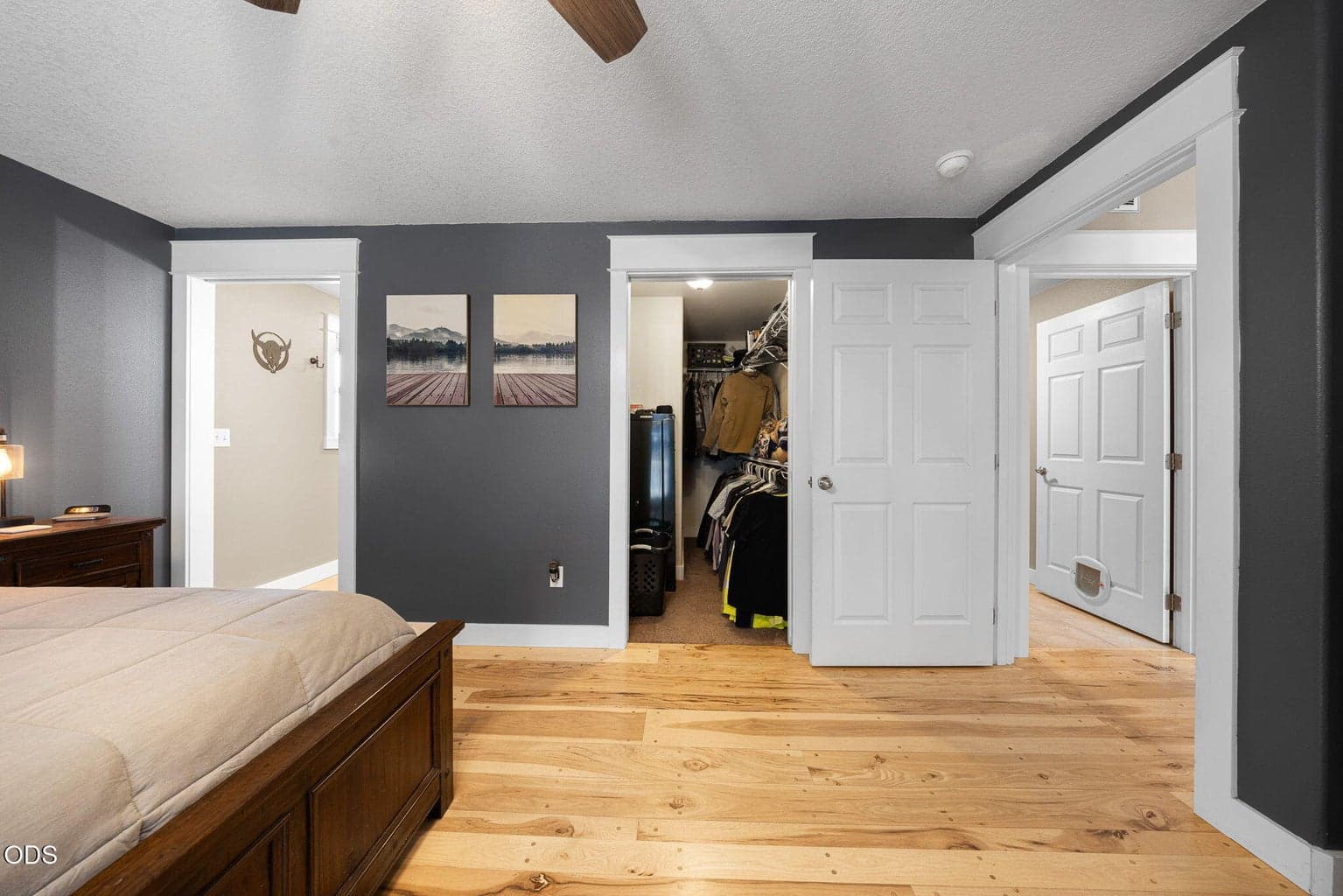 Photo of 752 NE Blackbear Street 15 of 37
