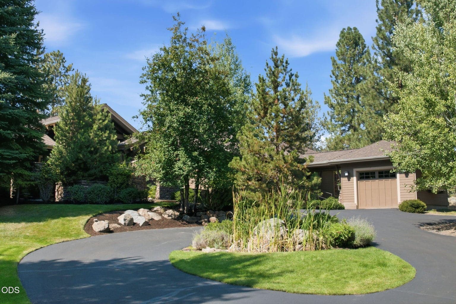 Photo of 17094 Lady Caroline Drive 3 of 69