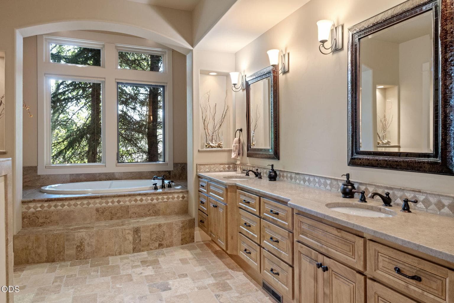 Photo of 17094 Lady Caroline Drive 21 of 69