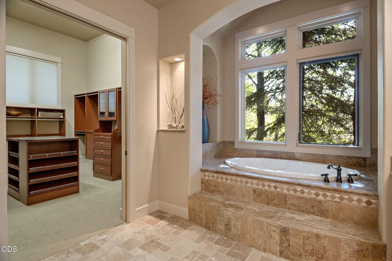 Photo of 17094 Lady Caroline Drive 23 of 69