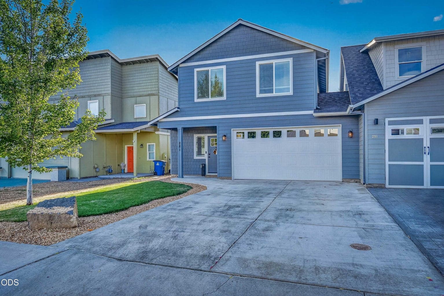 Photo of 281 NW 29th Street 1 of 42