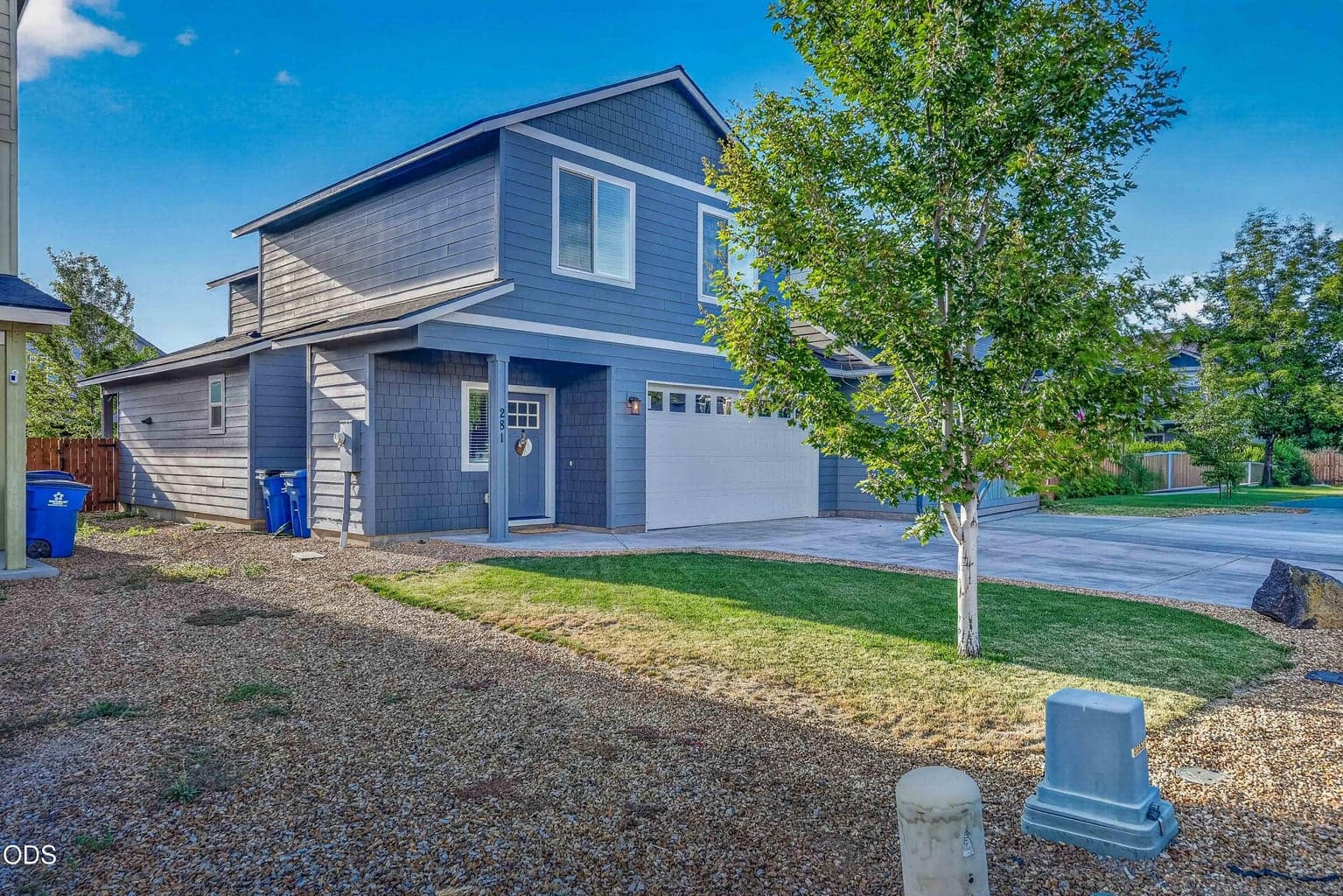 Photo of 281 NW 29th Street 3 of 42