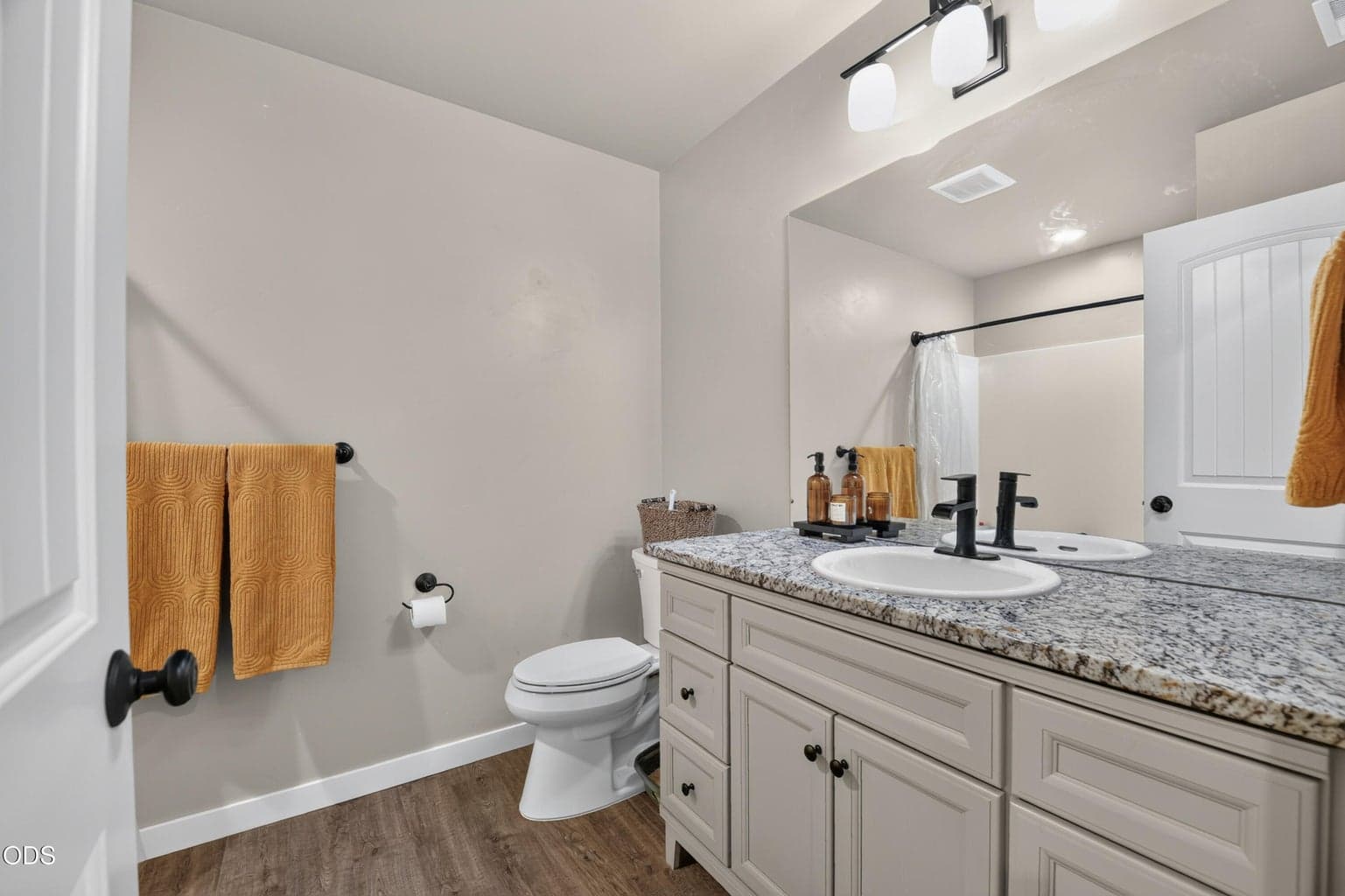 Photo of 281 NW 29th Street 27 of 42