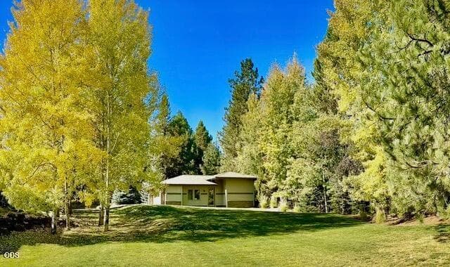 Photo of 56688 Lunar Drive 13 of 23