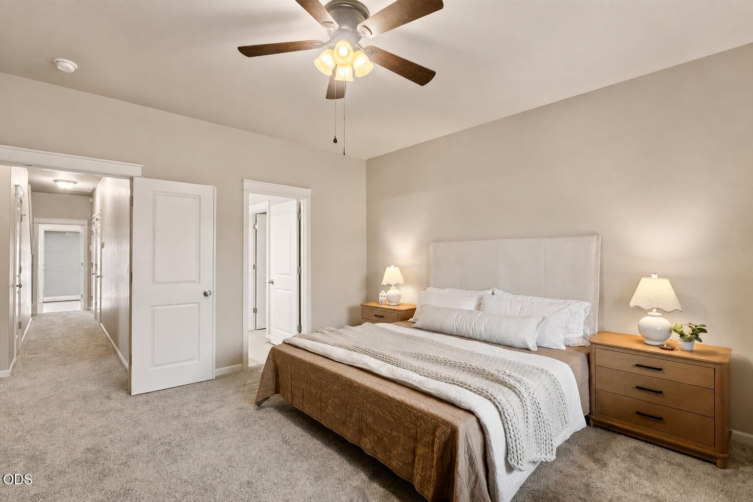 Photo of 61146 SE Sydney Harbor Drive 5 of 24