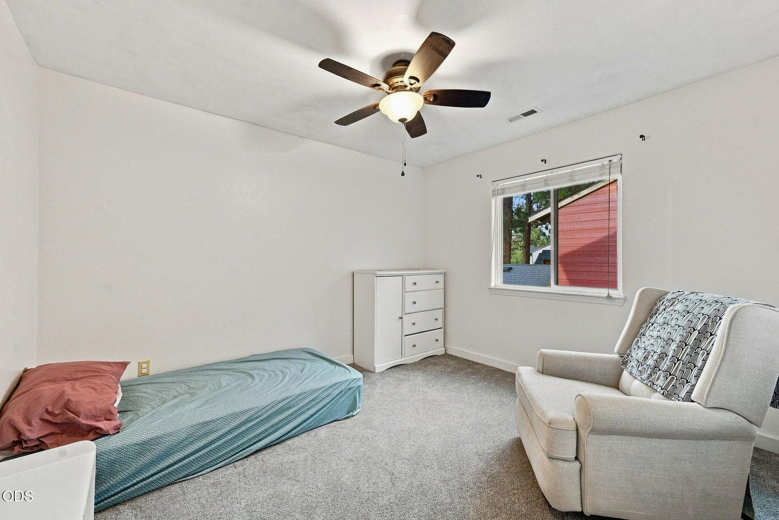 Photo of 19773 Astro Place 16 of 25