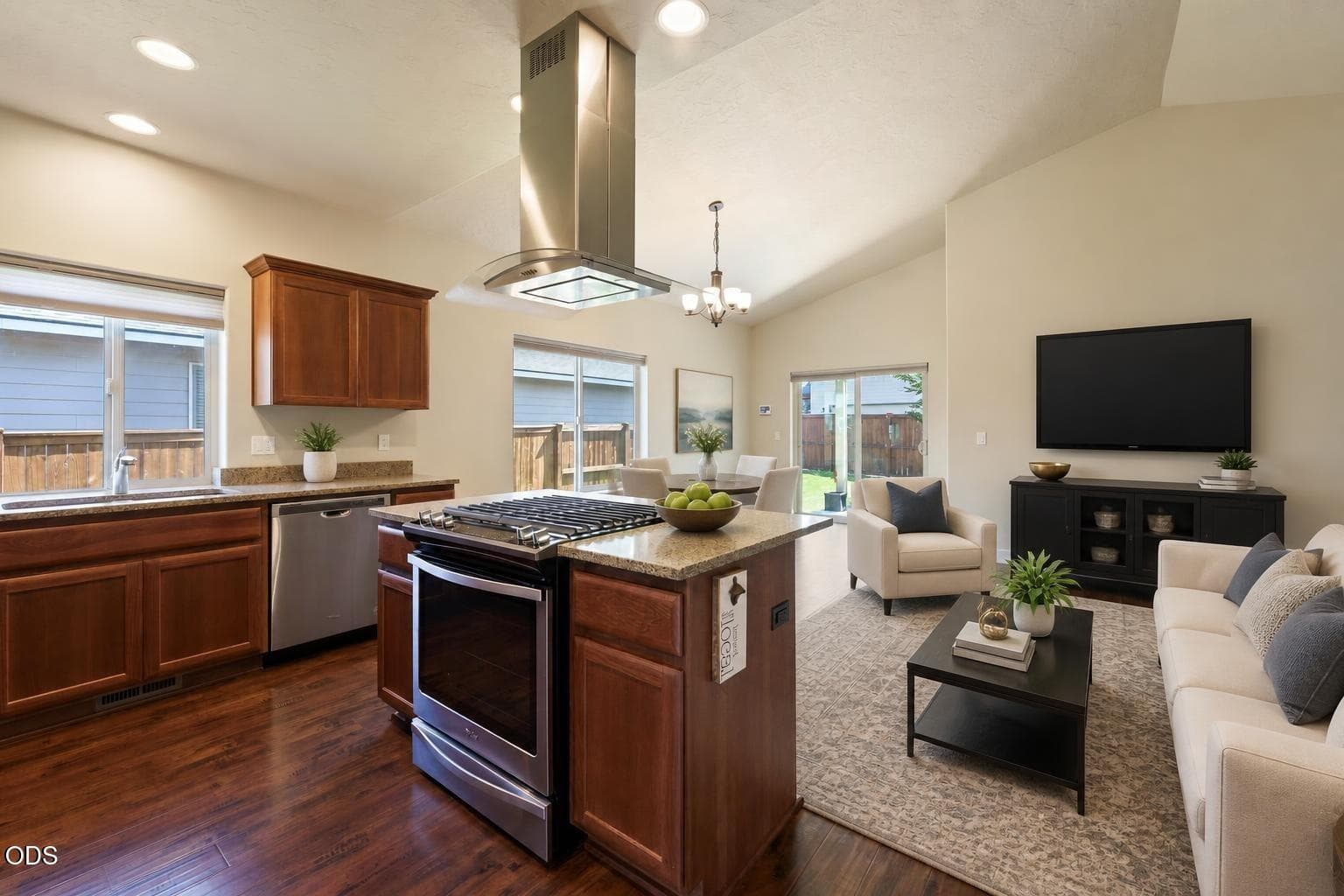 Photo of 2851 NE Hope Drive 18 of 49