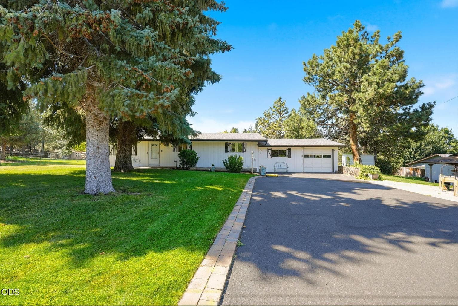 63825 Scenic Drive