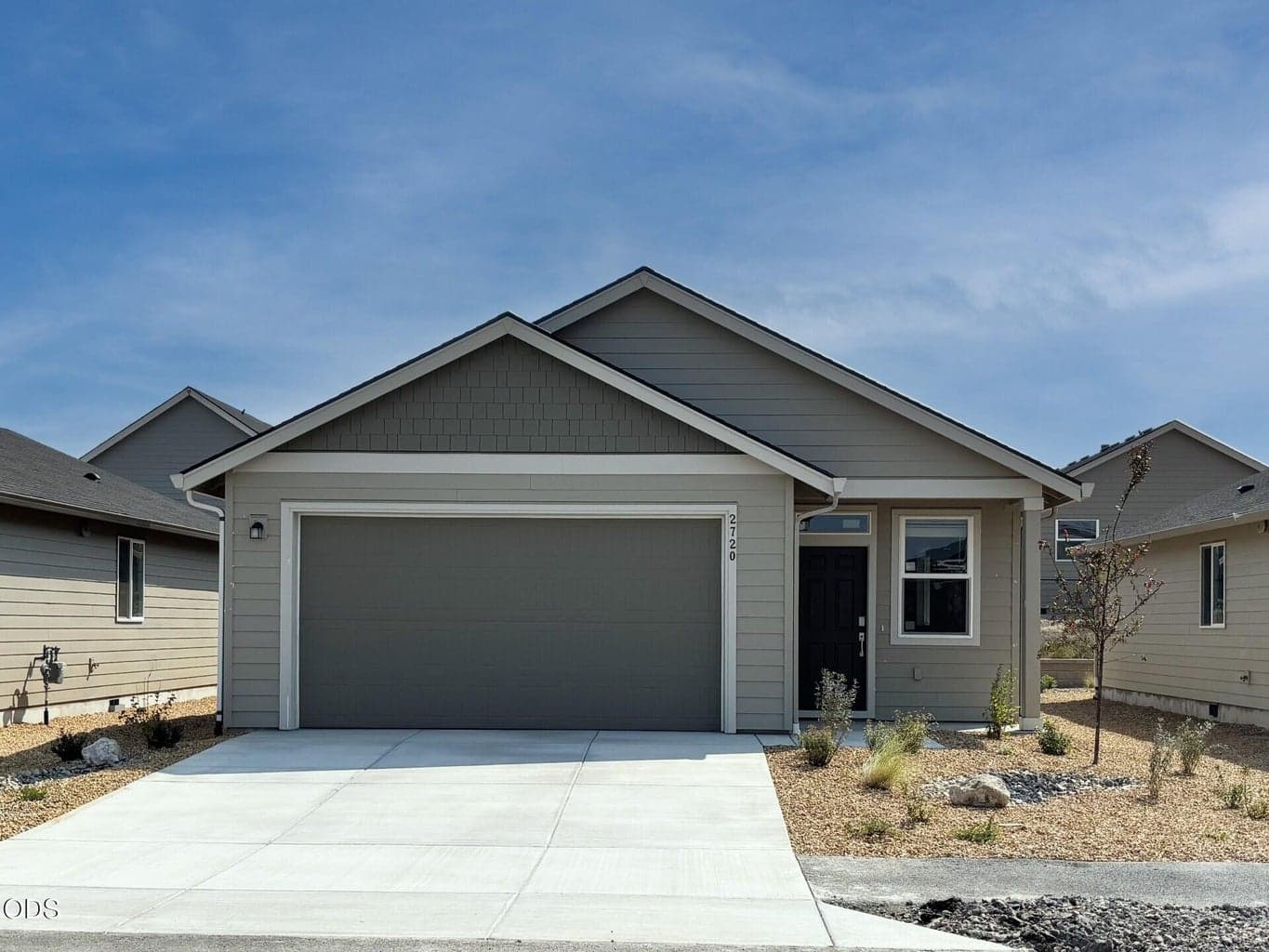 2720 26th Loop North