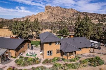 3885 Xenolith Street, Terrebonne · Rock And River
