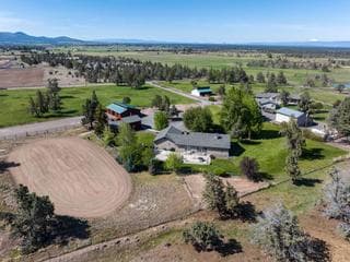 12913 W Lark Meadow Lane, Powell Butte