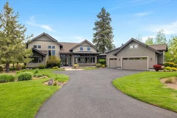61636 Hosmer Lake Drive, Bend · Tetherow