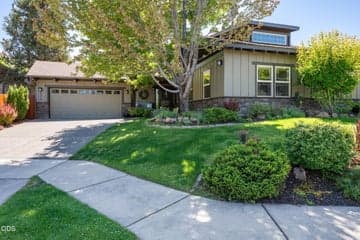62968 Fresca Street, Bend · Ponderous Pines