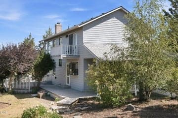 11912 Riggs Road, Powell Butte · Red Cloud Ranch