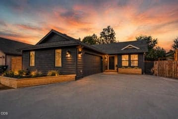 2681 Moonlight Drive, Bend · Rock Ridge