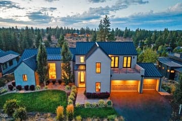 61901 Hosmer Lake Drive, Bend · Tetherow