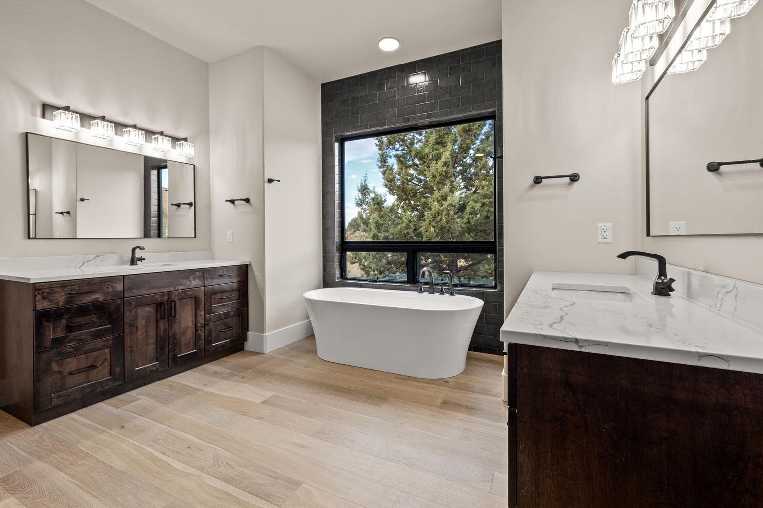 Photo of 16625 SW Caballaro Court 21 of 41