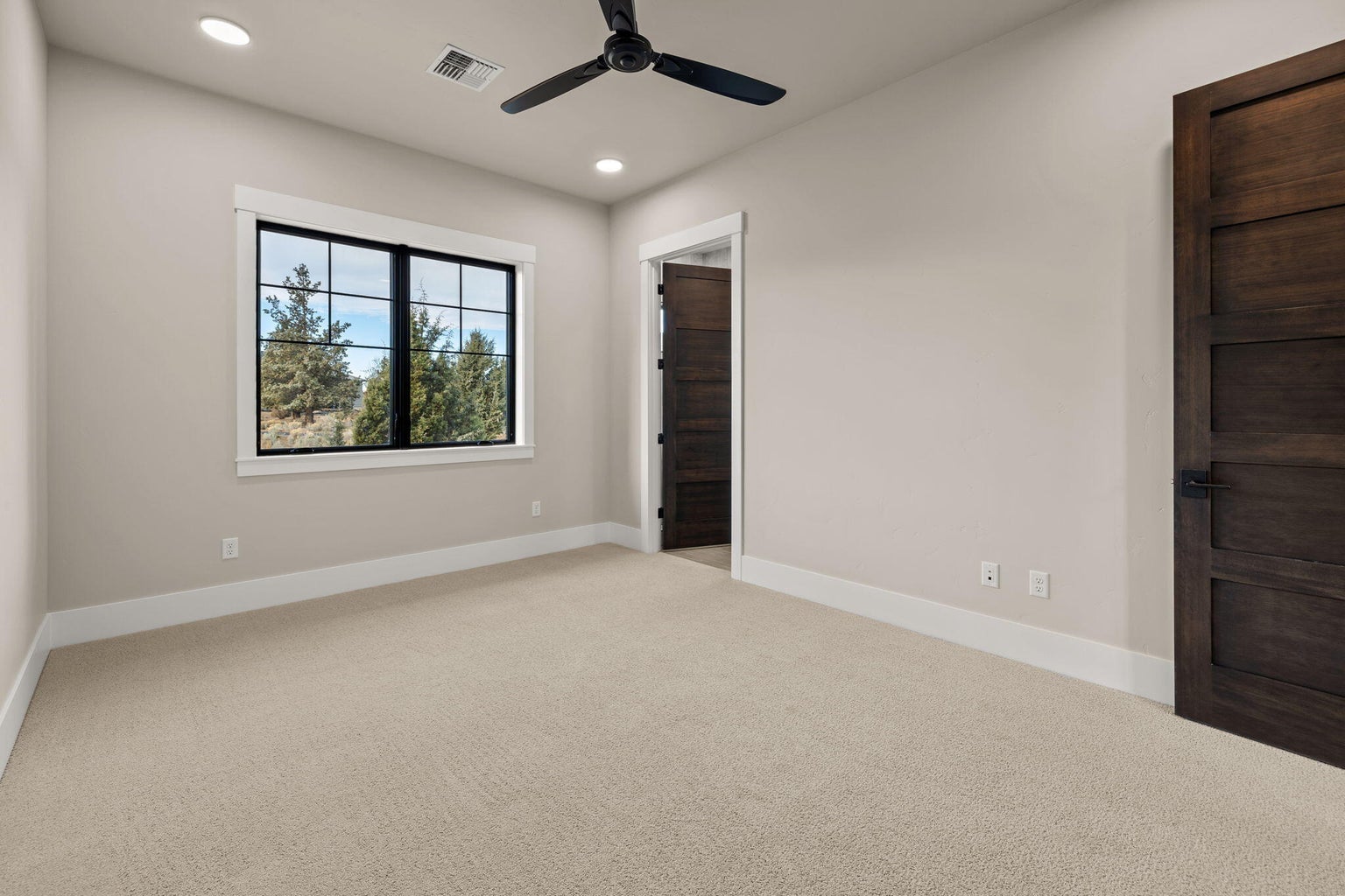 Photo of 16625 SW Caballaro Court 29 of 41