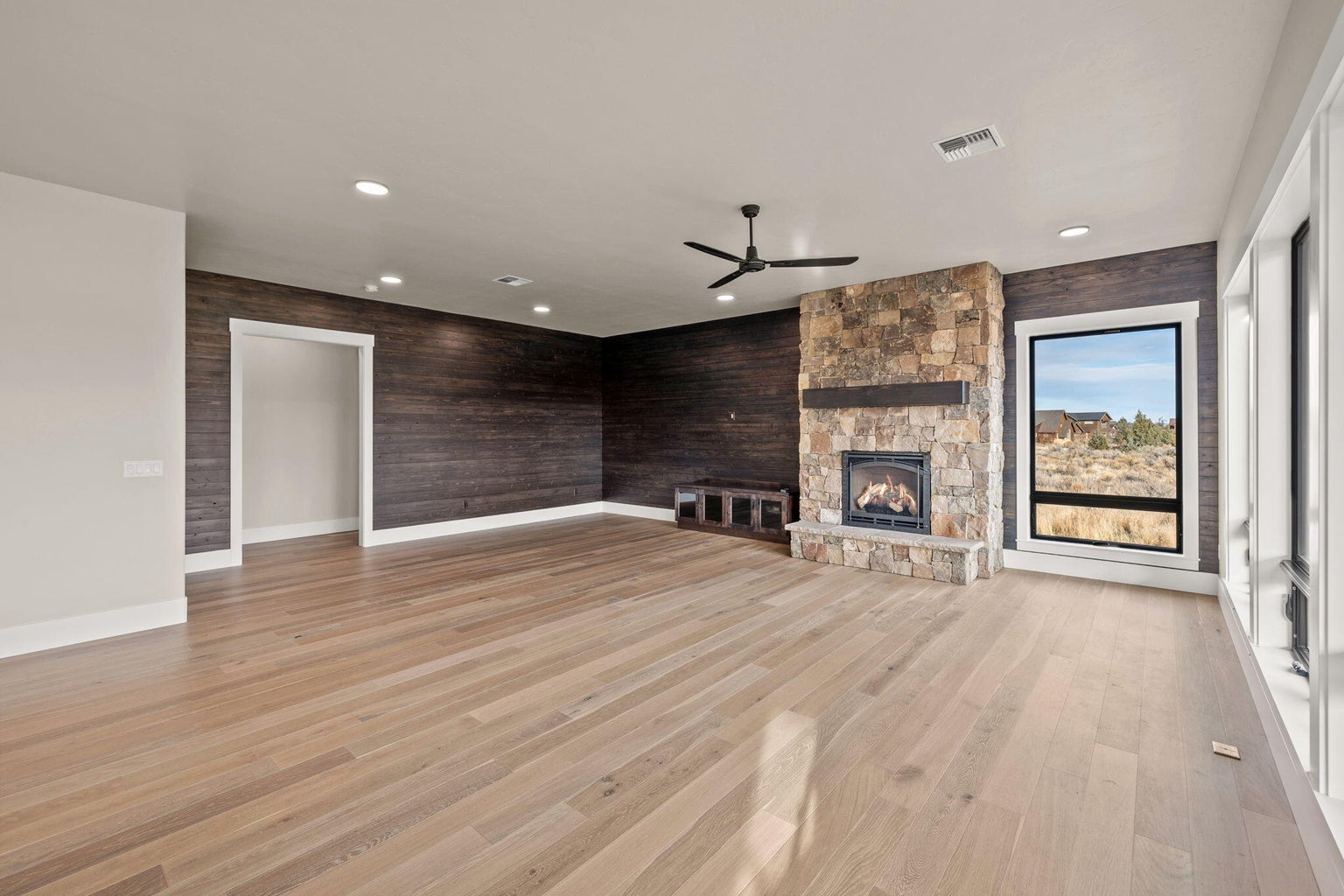 Photo of 16625 SW Caballaro Court 16 of 41