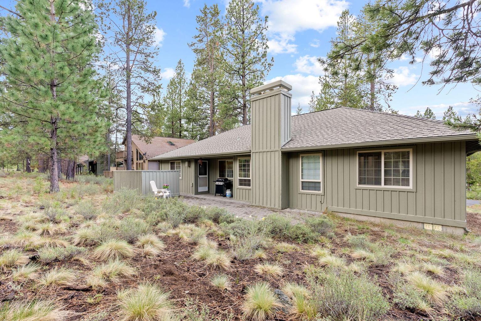 Photo of 57584 Whistler Lane 6 of 29
