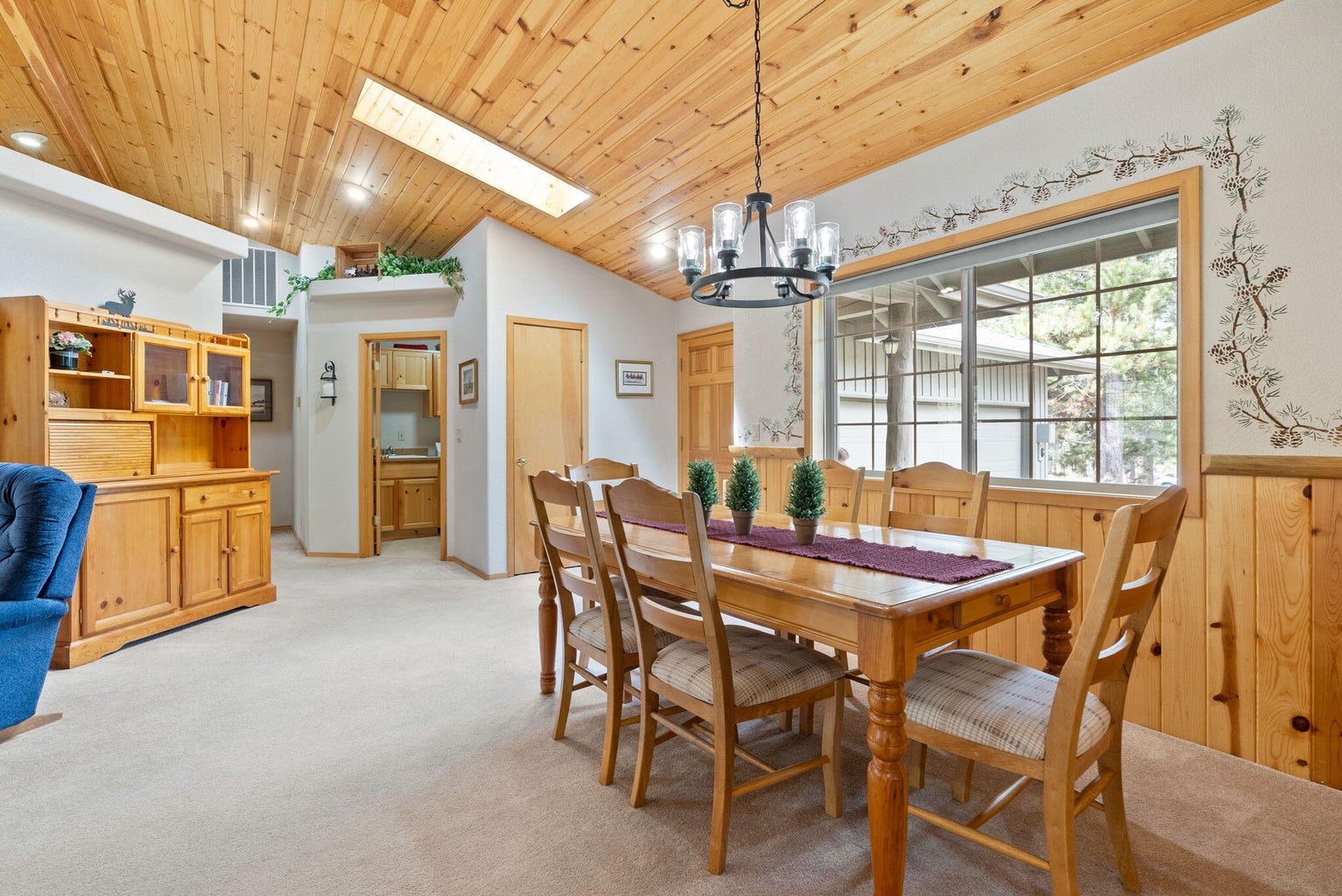 Photo of 57584 Whistler Lane 9 of 29