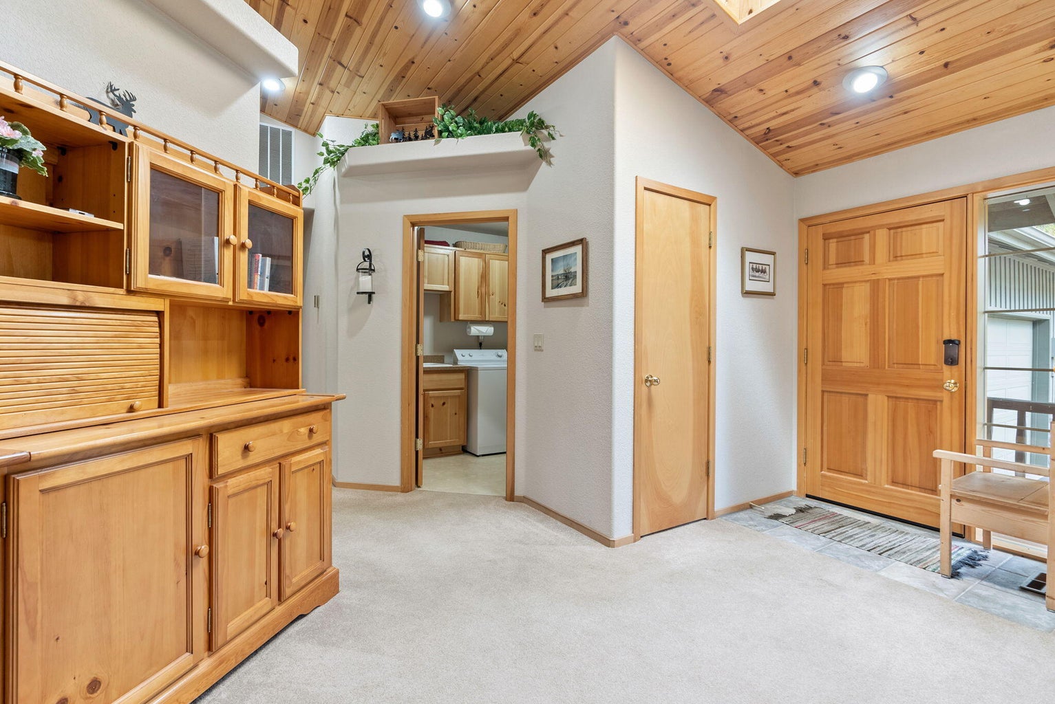 Photo of 57584 Whistler Lane 16 of 29