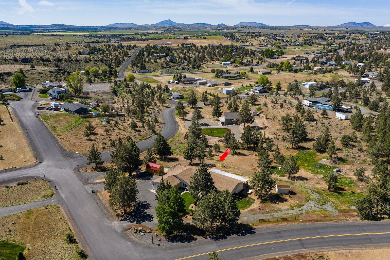 Photo of 851 SE Rancho Lane 33 of 51