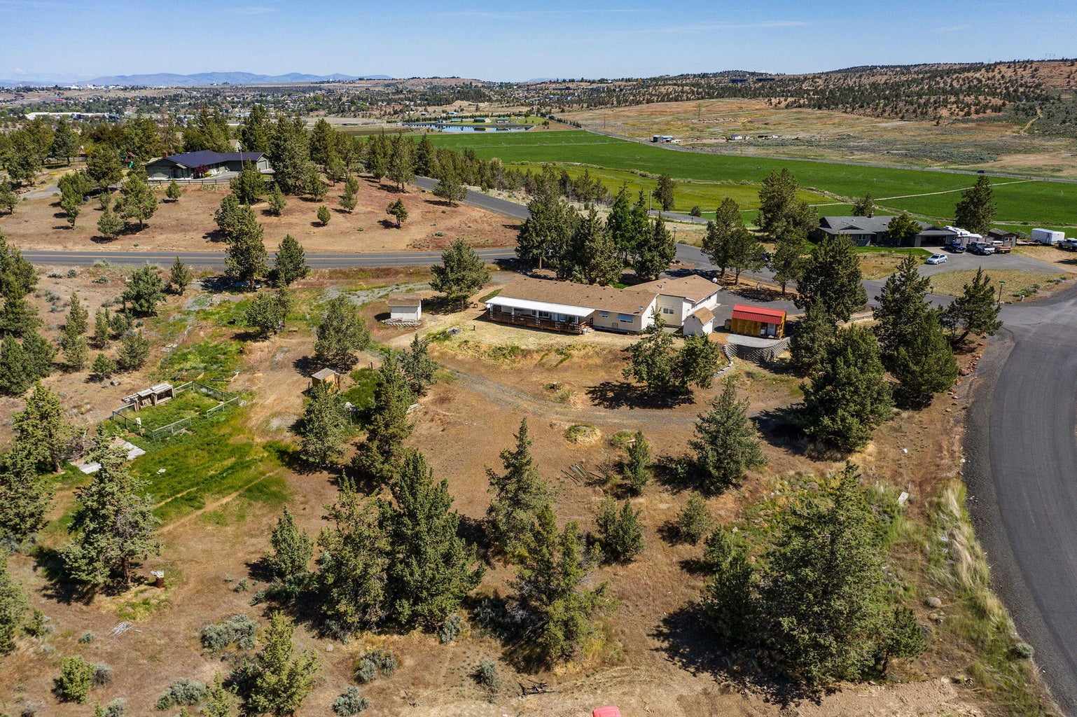 Photo of 851 SE Rancho Lane 36 of 51