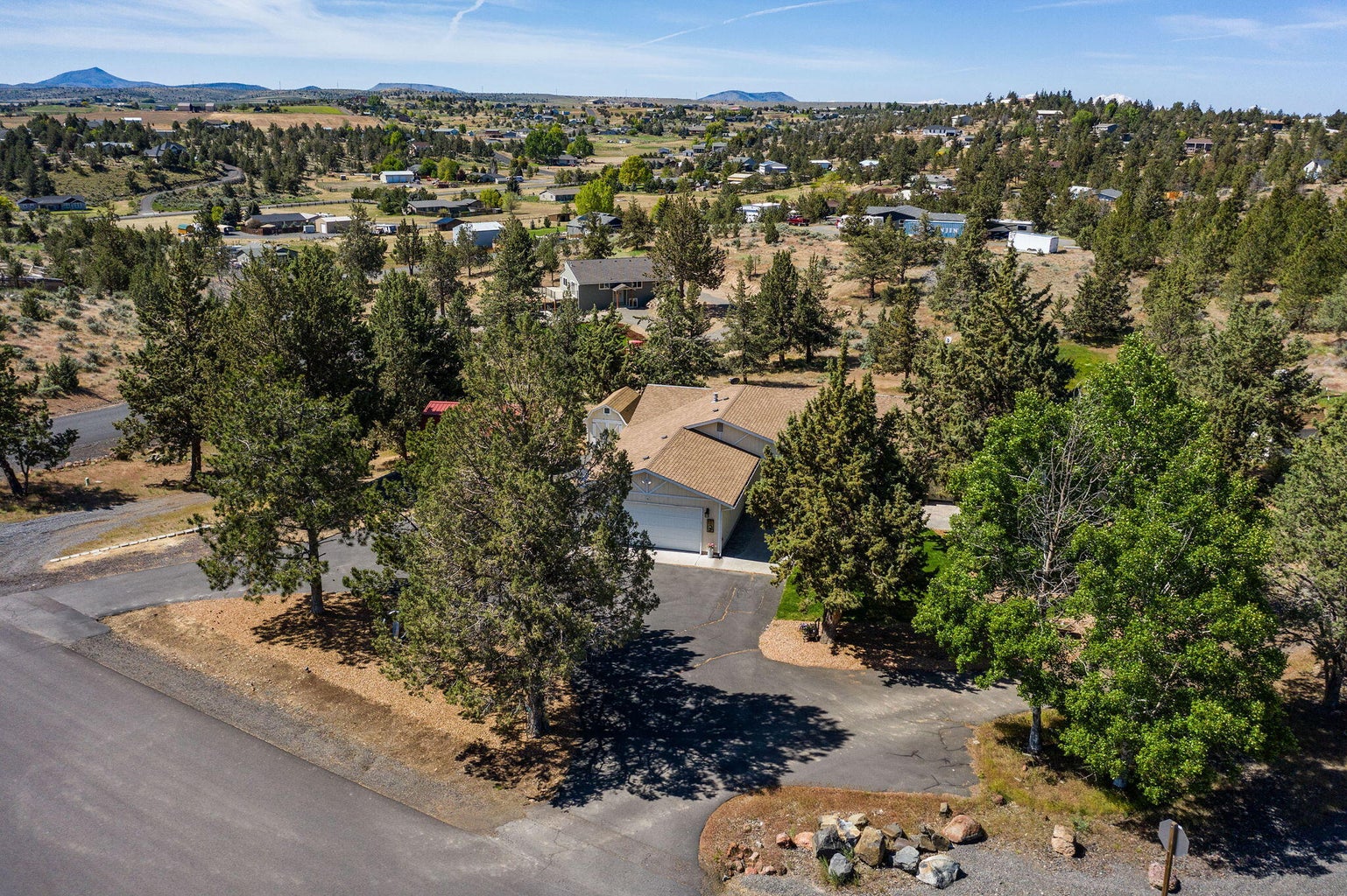 Photo of 851 SE Rancho Lane 42 of 51
