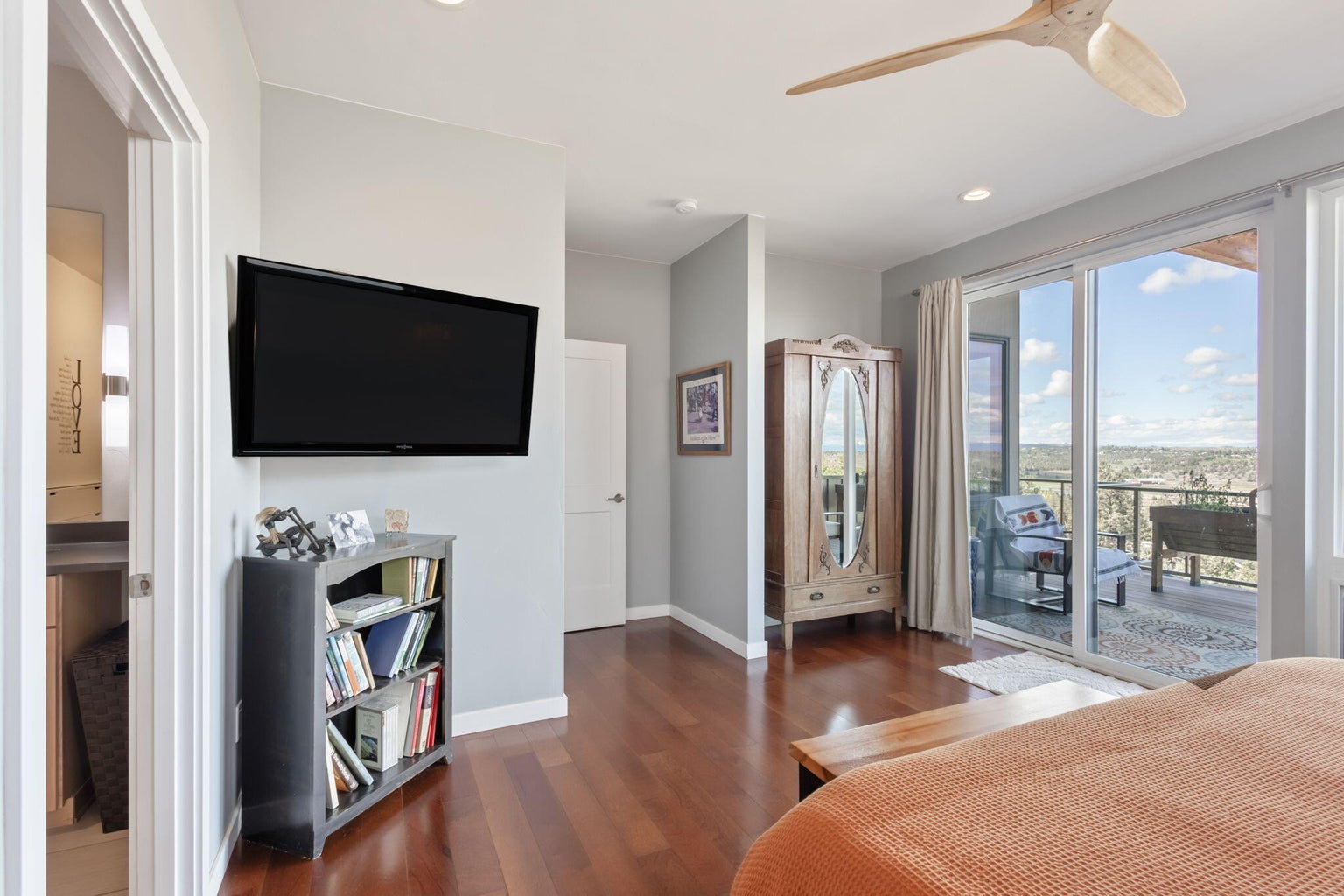 Photo of 454 SE Manzanita Drive 44 of 65