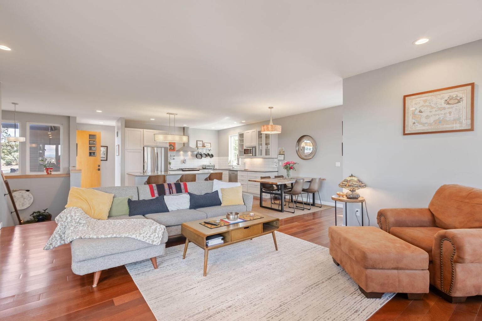 Photo of 454 SE Manzanita Drive 39 of 65