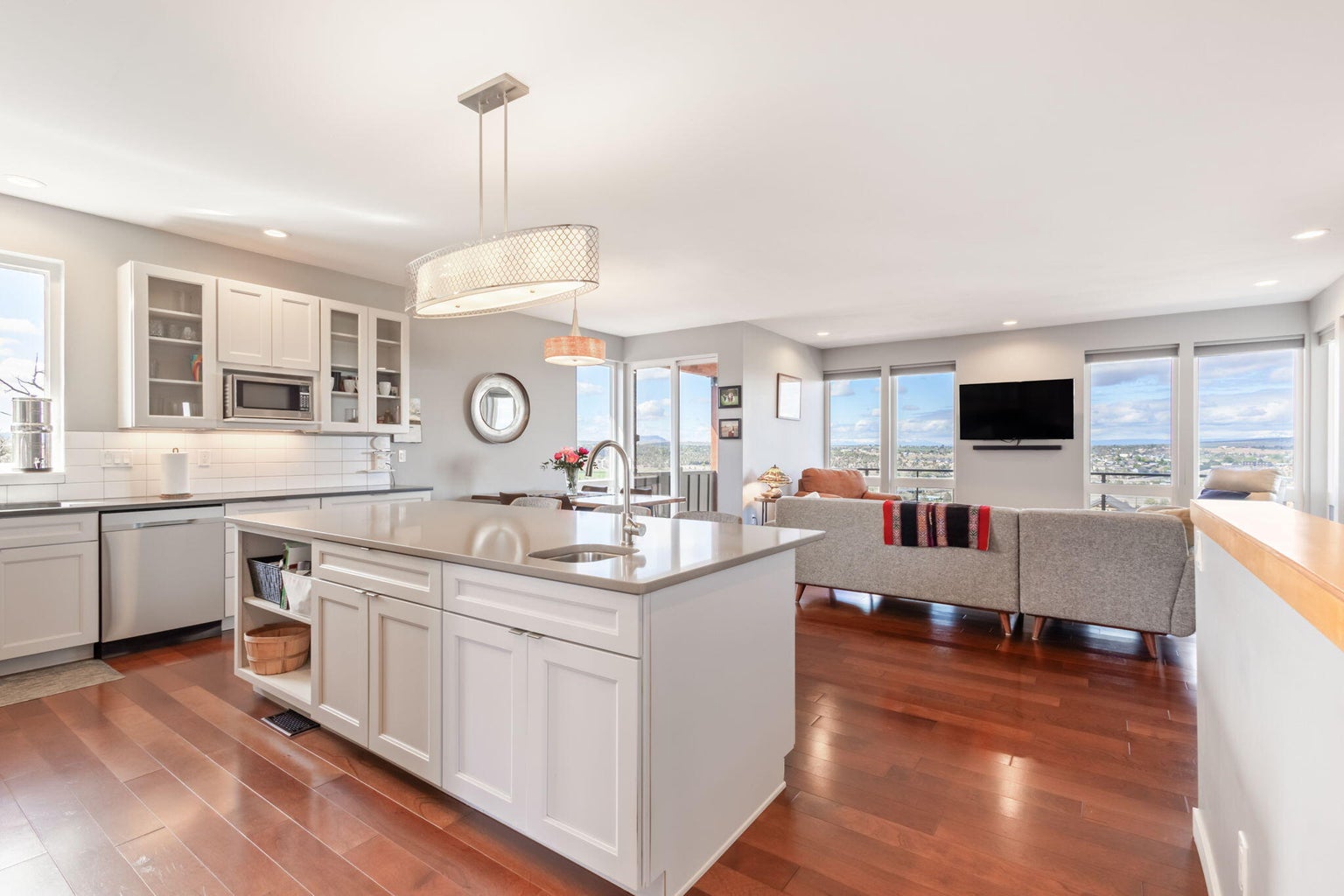 Photo of 454 SE Manzanita Drive 36 of 65
