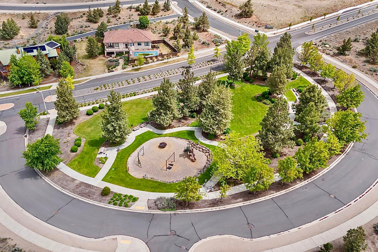 Photo of 454 SE Manzanita Drive 21 of 65