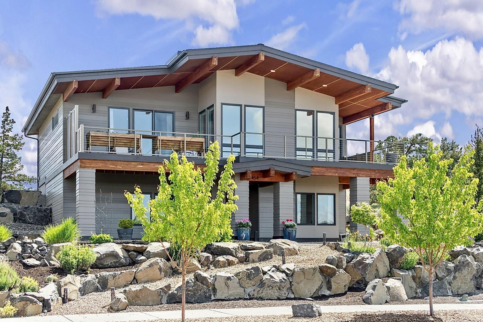 Photo of 454 SE Manzanita Drive 6 of 65
