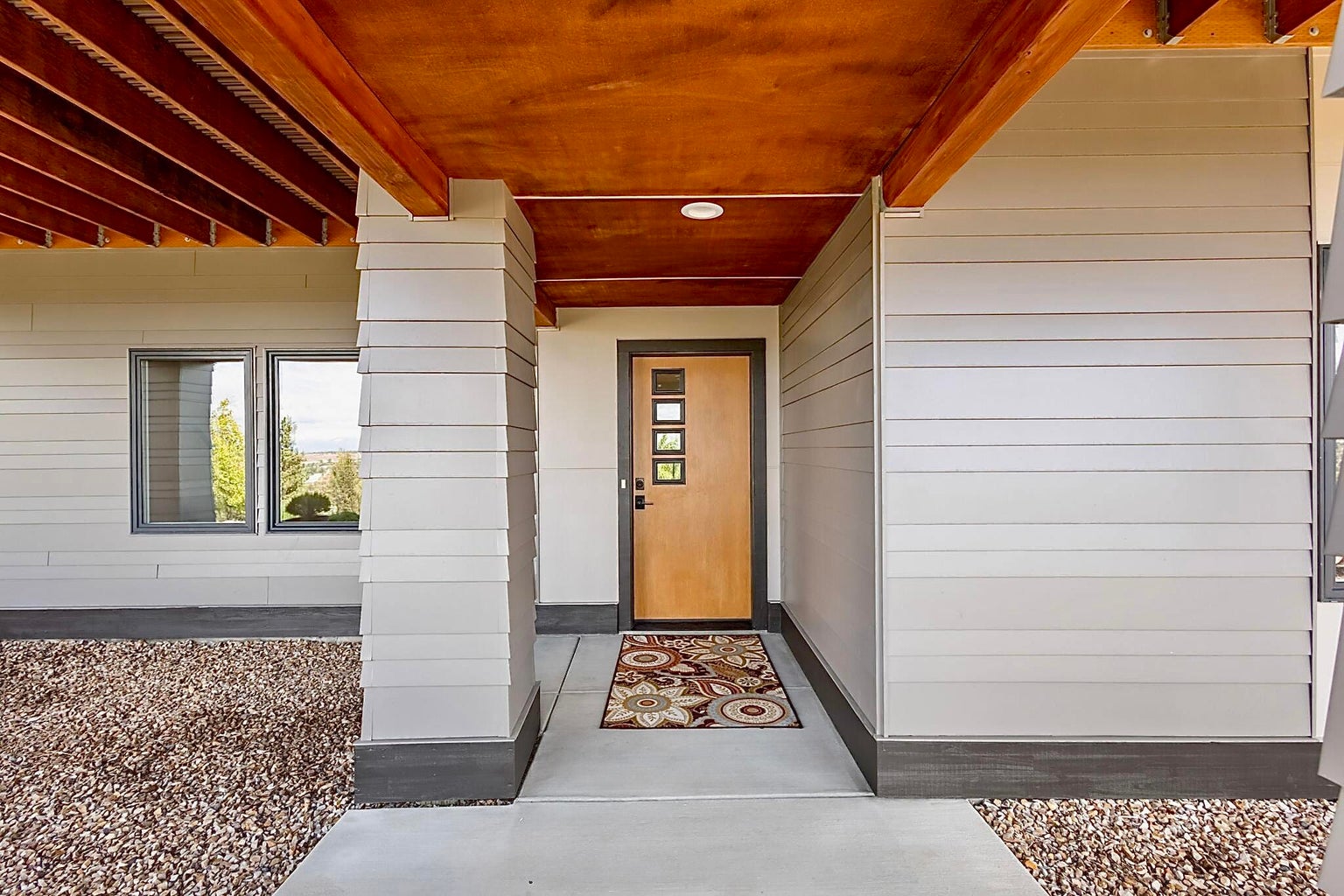 Photo of 454 SE Manzanita Drive 27 of 65